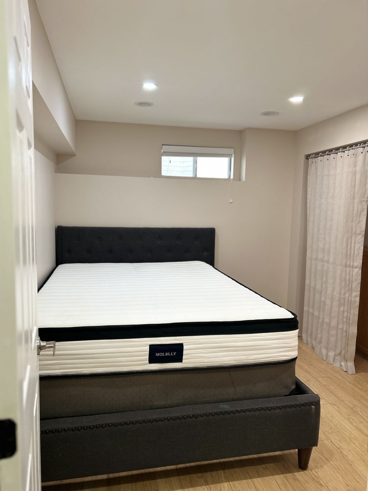 卡尔加里北区Harvest hill两室 walkout出租