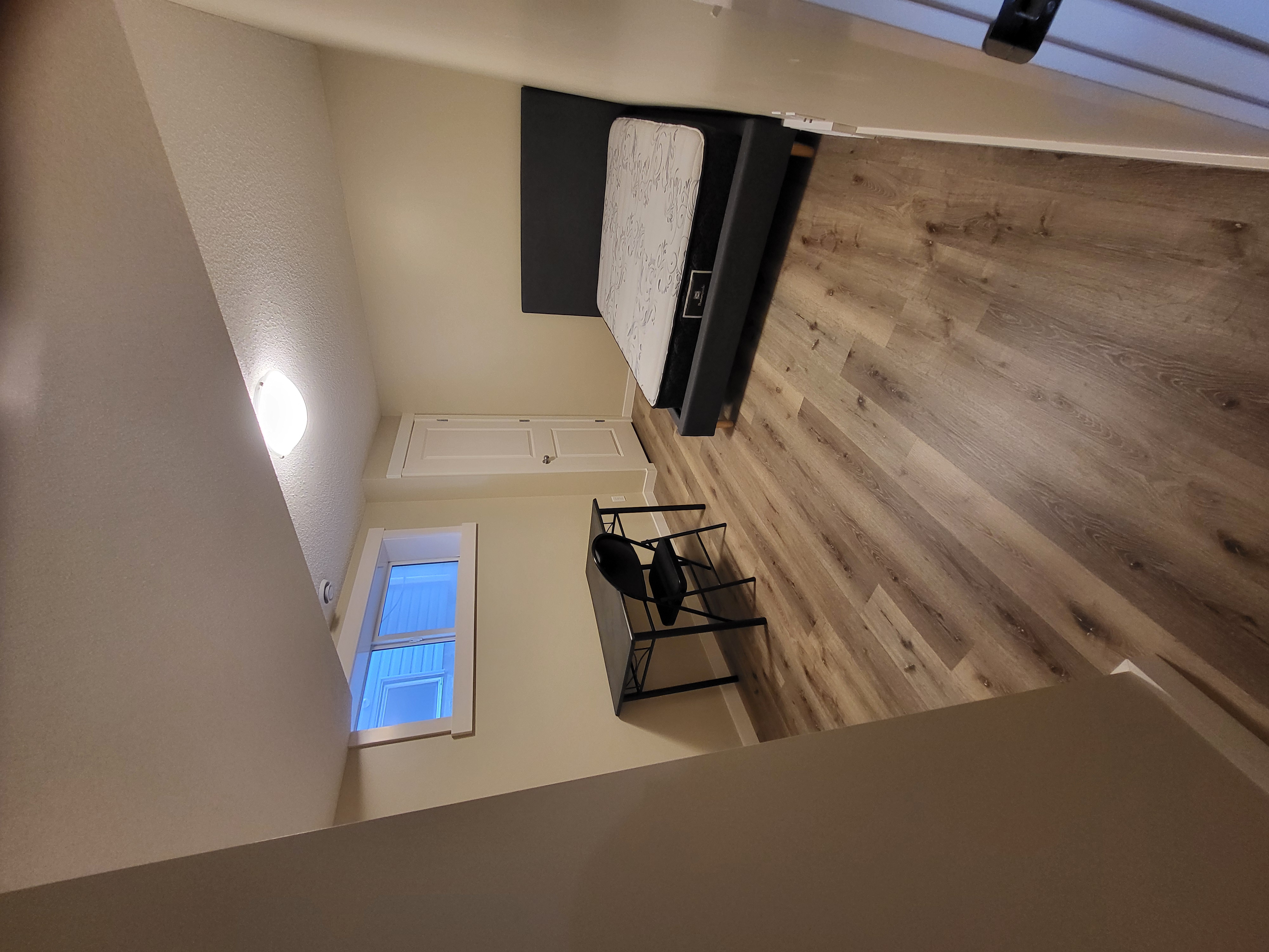 卡尔加里西北Panorama Hills 合法Walkout Basement 出租